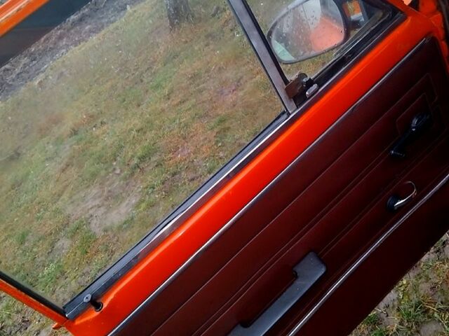 Красный ВАЗ 2101, объемом двигателя 1.5 л и пробегом 113 тыс. км за 500 $, фото 1 на Automoto.ua