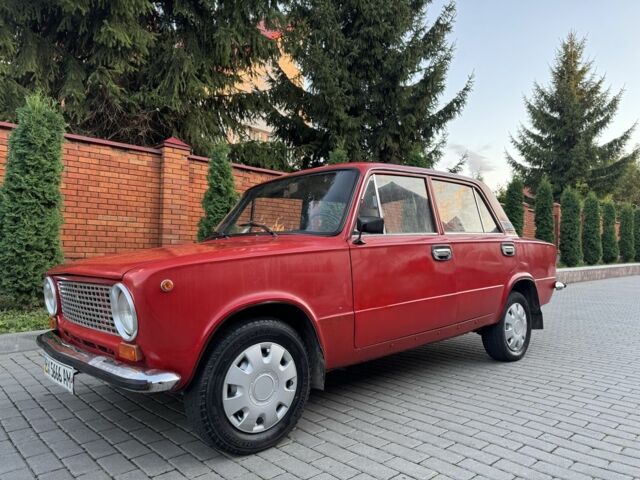 Красный ВАЗ 2101, объемом двигателя 1.3 л и пробегом 42 тыс. км за 950 $, фото 1 на Automoto.ua