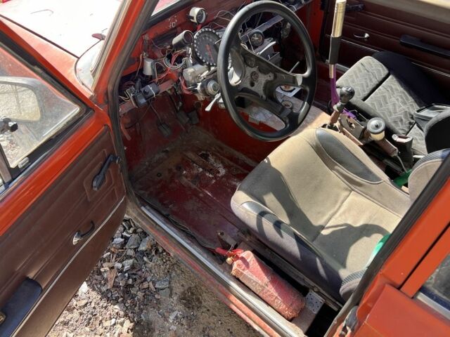 Красный ВАЗ 2101, объемом двигателя 1.2 л и пробегом 1 тыс. км за 1000 $, фото 5 на Automoto.ua