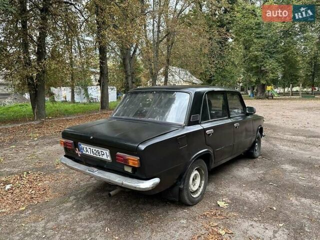 Красный ВАЗ 2101, объемом двигателя 1.2 л и пробегом 101 тыс. км за 484 $, фото 3 на Automoto.ua
