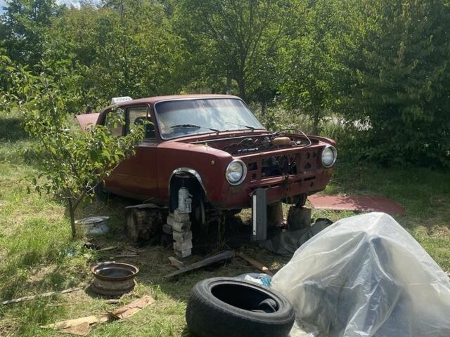 Красный ВАЗ 2101, объемом двигателя 1.2 л и пробегом 3 тыс. км за 238 $, фото 1 на Automoto.ua