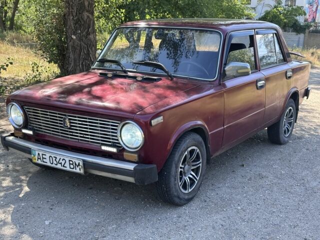 Красный ВАЗ 2101, объемом двигателя 1.5 л и пробегом 100 тыс. км за 601 $, фото 4 на Automoto.ua