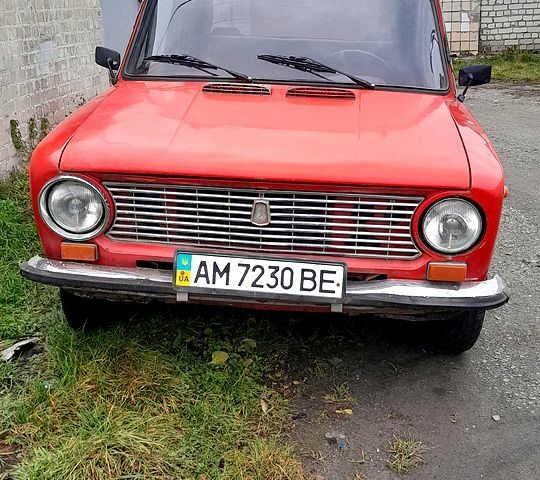 Красный ВАЗ 2101, объемом двигателя 1.2 л и пробегом 30 тыс. км за 550 $, фото 2 на Automoto.ua