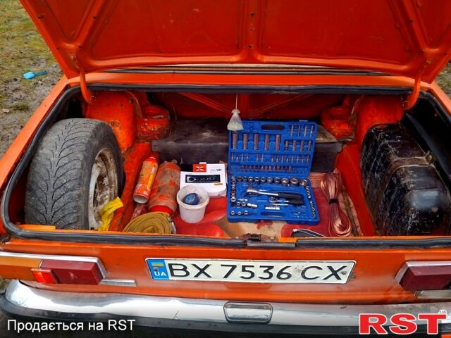 Красный ВАЗ 2101, объемом двигателя 1.5 л и пробегом 113 тыс. км за 500 $, фото 3 на Automoto.ua