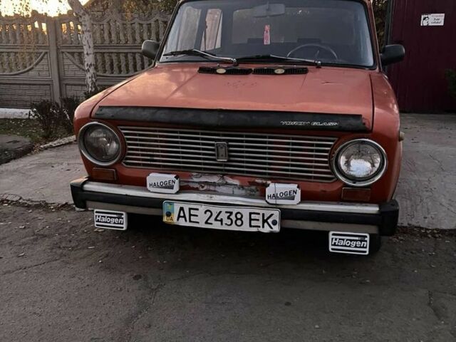 Красный ВАЗ 2101, объемом двигателя 1.2 л и пробегом 1 тыс. км за 382 $, фото 2 на Automoto.ua