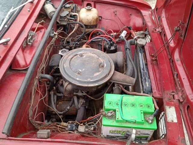 Красный ВАЗ 2101, объемом двигателя 1 л и пробегом 1000 тыс. км за 357 $, фото 2 на Automoto.ua