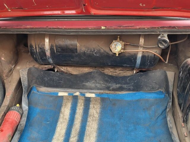 Красный ВАЗ 2101, объемом двигателя 0 л и пробегом 120 тыс. км за 302 $, фото 13 на Automoto.ua