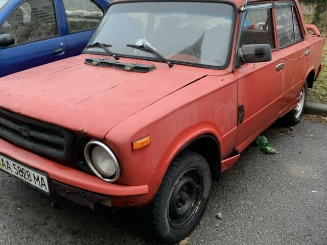Красный ВАЗ 2101, объемом двигателя 1.3 л и пробегом 300 тыс. км за 170 $, фото 2 на Automoto.ua
