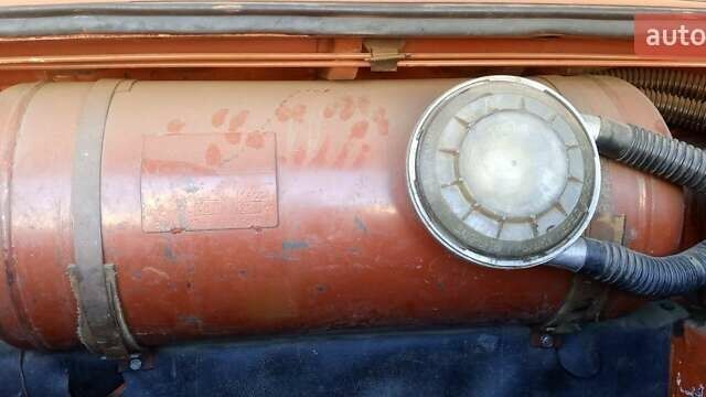 Красный ВАЗ 2101, объемом двигателя 1.2 л и пробегом 200 тыс. км за 950 $, фото 10 на Automoto.ua