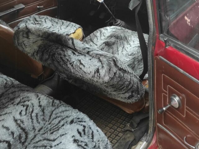 Красный ВАЗ 2101, объемом двигателя 1 л и пробегом 1000 тыс. км за 357 $, фото 10 на Automoto.ua