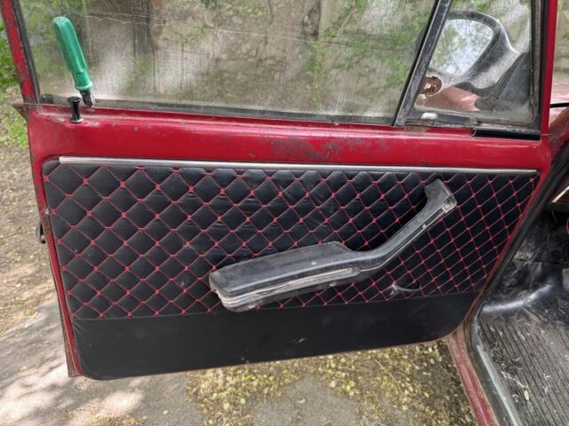 Красный ВАЗ 2101, объемом двигателя 1.3 л и пробегом 150 тыс. км за 400 $, фото 6 на Automoto.ua