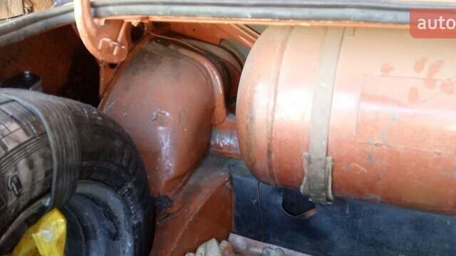 Красный ВАЗ 2101, объемом двигателя 1.2 л и пробегом 200 тыс. км за 950 $, фото 12 на Automoto.ua