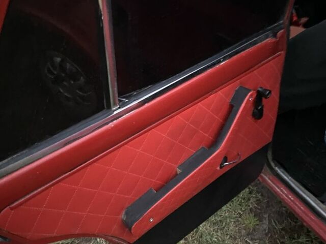 Красный ВАЗ 2101, объемом двигателя 1.5 л и пробегом 12 тыс. км за 650 $, фото 5 на Automoto.ua