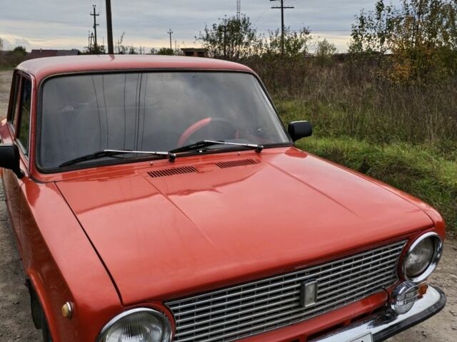 Красный ВАЗ 2101, объемом двигателя 0 л и пробегом 300 тыс. км за 887 $, фото 8 на Automoto.ua