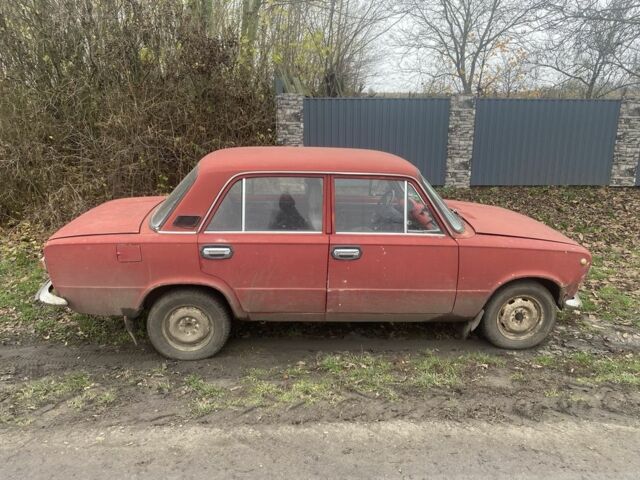 Красный ВАЗ 2101, объемом двигателя 1.3 л и пробегом 100 тыс. км за 350 $, фото 5 на Automoto.ua