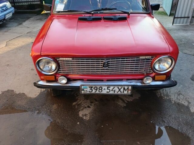 Красный ВАЗ 2101, объемом двигателя 1.2 л и пробегом 165 тыс. км за 548 $, фото 3 на Automoto.ua