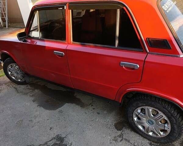 Красный ВАЗ 2101, объемом двигателя 1.2 л и пробегом 165 тыс. км за 548 $, фото 11 на Automoto.ua