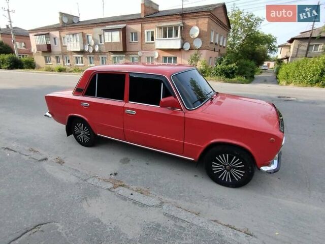 Красный ВАЗ 2101, объемом двигателя 0 л и пробегом 200 тыс. км за 1200 $, фото 5 на Automoto.ua