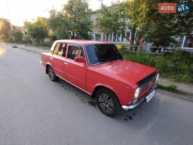 Красный ВАЗ 2101, объемом двигателя 0 л и пробегом 200 тыс. км за 1250 $, фото 5 на Automoto.ua