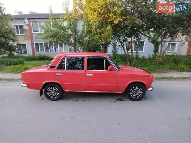 Красный ВАЗ 2101, объемом двигателя 0 л и пробегом 200 тыс. км за 1250 $, фото 7 на Automoto.ua