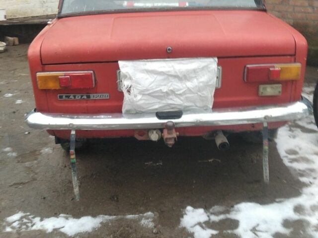 Красный ВАЗ 2101, объемом двигателя 1.2 л и пробегом 55 тыс. км за 429 $, фото 2 на Automoto.ua