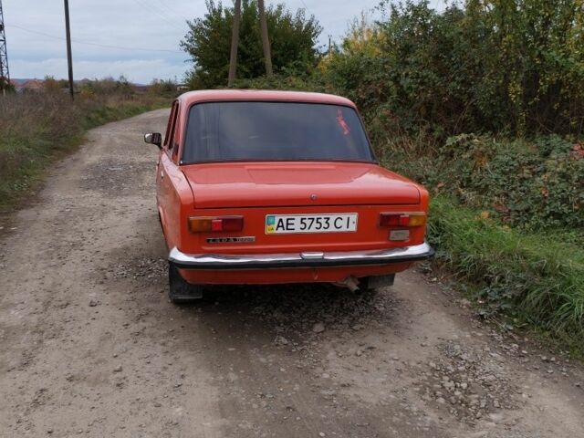Красный ВАЗ 2101, объемом двигателя 0 л и пробегом 300 тыс. км за 887 $, фото 6 на Automoto.ua