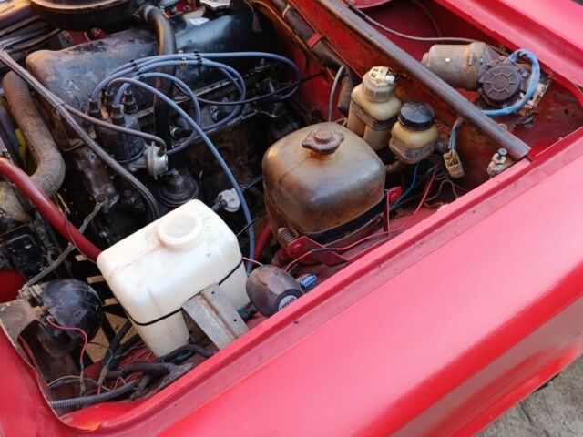 Красный ВАЗ 2101, объемом двигателя 1.2 л и пробегом 165 тыс. км за 548 $, фото 2 на Automoto.ua