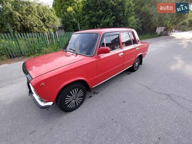 Красный ВАЗ 2101, объемом двигателя 0 л и пробегом 200 тыс. км за 1200 $, фото 15 на Automoto.ua