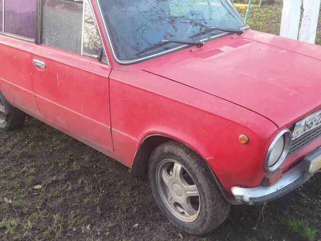 Красный ВАЗ 2101, объемом двигателя 0 л и пробегом 100 тыс. км за 473 $, фото 1 на Automoto.ua