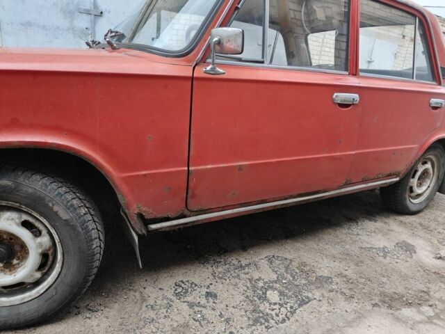 Красный ВАЗ 2101, объемом двигателя 0 л и пробегом 157 тыс. км за 358 $, фото 3 на Automoto.ua