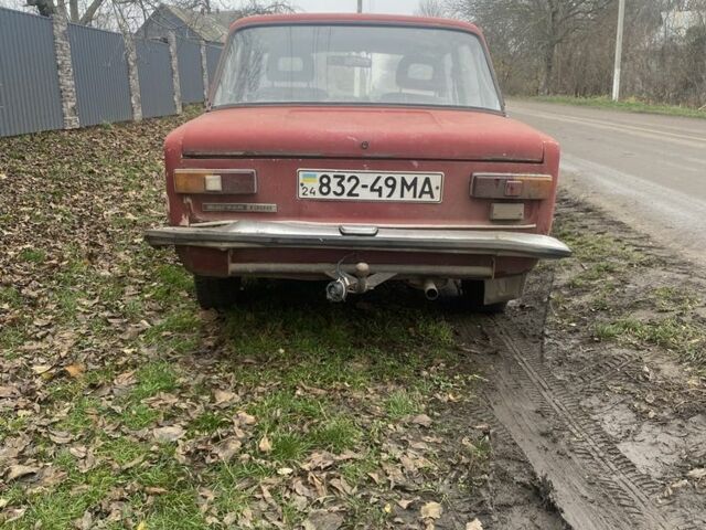 Красный ВАЗ 2101, объемом двигателя 1.3 л и пробегом 100 тыс. км за 350 $, фото 2 на Automoto.ua