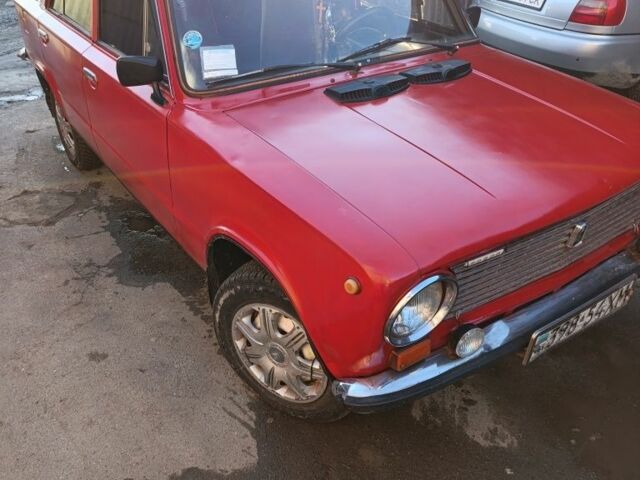 Красный ВАЗ 2101, объемом двигателя 1.2 л и пробегом 165 тыс. км за 548 $, фото 4 на Automoto.ua