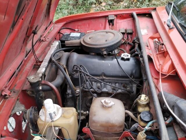 Красный ВАЗ 2101, объемом двигателя 0 л и пробегом 300 тыс. км за 887 $, фото 1 на Automoto.ua