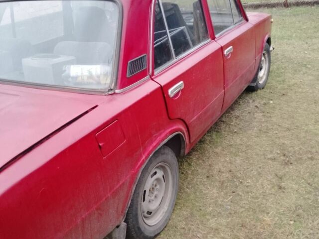 Красный ВАЗ 2101, объемом двигателя 0 л и пробегом 400 тыс. км за 474 $, фото 2 на Automoto.ua