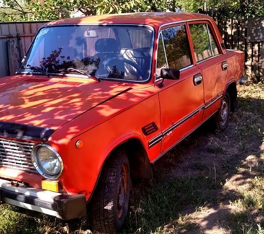 Червоний ВАЗ 2101, об'ємом двигуна 1.3 л та пробігом 100 тис. км за 400 $, фото 3 на Automoto.ua
