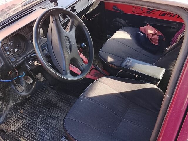 Красный ВАЗ 2101, объемом двигателя 1.4 л и пробегом 87 тыс. км за 477 $, фото 2 на Automoto.ua