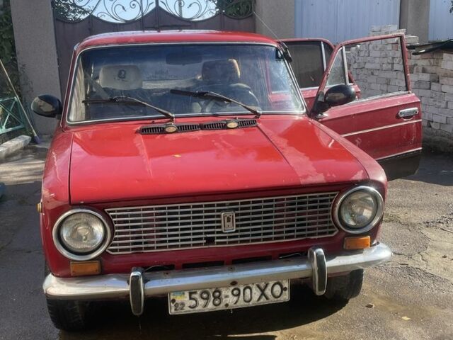 Красный ВАЗ 2101, объемом двигателя 1.2 л и пробегом 2 тыс. км за 406 $, фото 4 на Automoto.ua