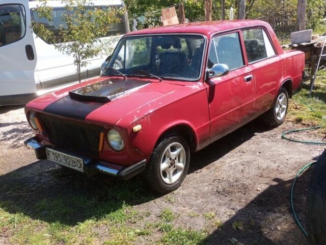 ВАЗ 2101 1987 у Ковель на Automoto.ua Червоний ВАЗ 2101, об'ємом двигуна 0 л та пробігом 765 тис. км за 311 $, фото 2 на Automoto.ua