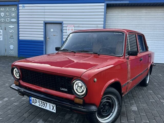 Червоний ВАЗ 2101, об'ємом двигуна 1.2 л та пробігом 500 тис. км за 371 $, фото 2 на Automoto.ua