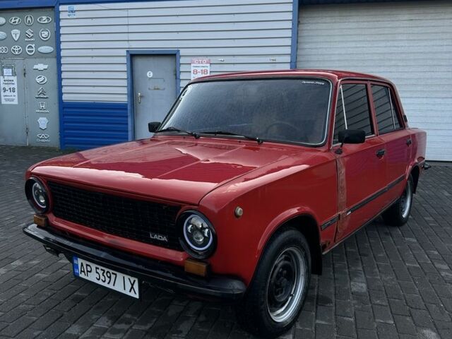 Червоний ВАЗ 2101, об'ємом двигуна 1.2 л та пробігом 500 тис. км за 371 $, фото 18 на Automoto.ua