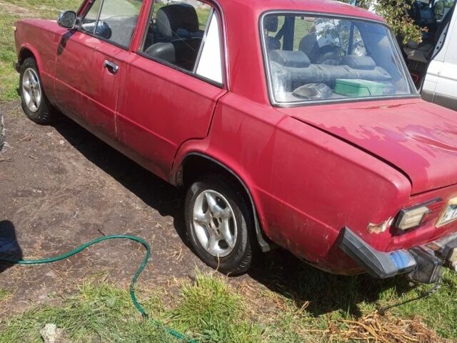 ВАЗ 2101 1987 у Ковель на Automoto.ua Червоний ВАЗ 2101, об'ємом двигуна 0 л та пробігом 765 тис. км за 311 $, фото 3 на Automoto.ua