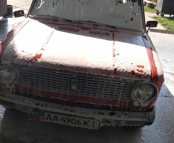 Красный ВАЗ 2101, объемом двигателя 0 л и пробегом 100 тыс. км за 413 $, фото 1 на Automoto.ua