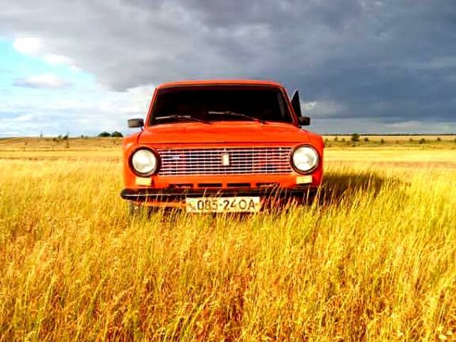 Красный ВАЗ 2101, объемом двигателя 1.6 л и пробегом 0 тыс. км за 550 $, фото 7 на Automoto.ua