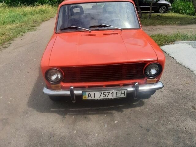 Червоний ВАЗ 2101, об'ємом двигуна 1.2 л та пробігом 750 тис. км за 30000 $, фото 3 на Automoto.ua