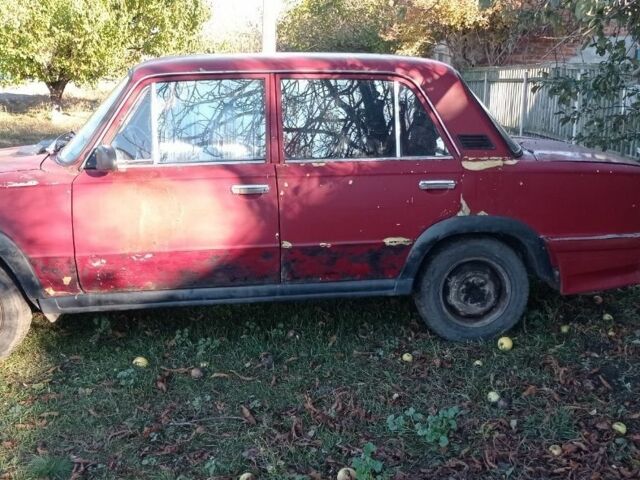 Красный ВАЗ 2101, объемом двигателя 0 л и пробегом 10 тыс. км за 203 $, фото 1 на Automoto.ua