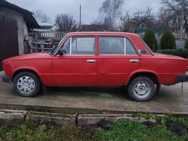 Красный ВАЗ 2101, объемом двигателя 1.2 л и пробегом 818 тыс. км за 357 $, фото 1 на Automoto.ua