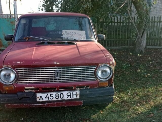 Красный ВАЗ 2101, объемом двигателя 0 л и пробегом 10 тыс. км за 203 $, фото 2 на Automoto.ua