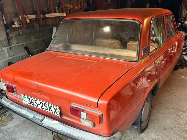 Червоний ВАЗ 2101, об'ємом двигуна 0 л та пробігом 200 тис. км за 743 $, фото 2 на Automoto.ua