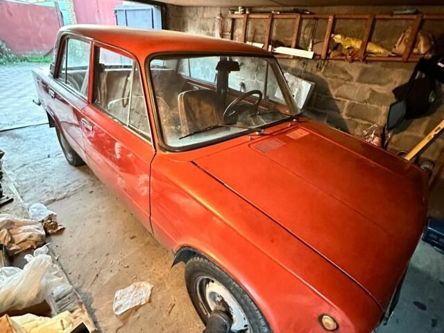 Червоний ВАЗ 2101, об'ємом двигуна 0 л та пробігом 200 тис. км за 743 $, фото 5 на Automoto.ua