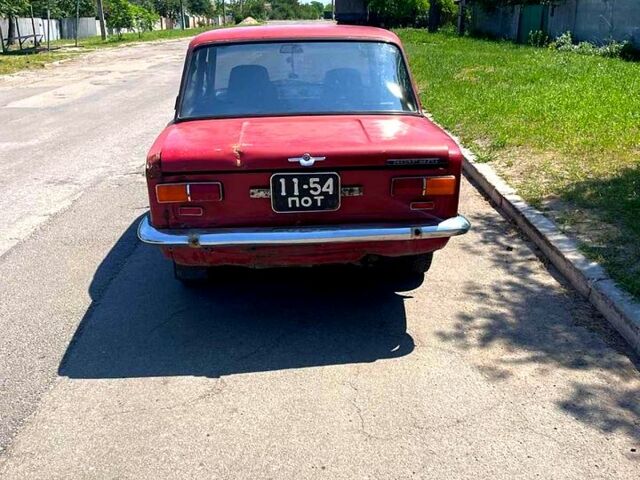 Красный ВАЗ 2101, объемом двигателя 1.5 л и пробегом 0 тыс. км за 320 $, фото 3 на Automoto.ua